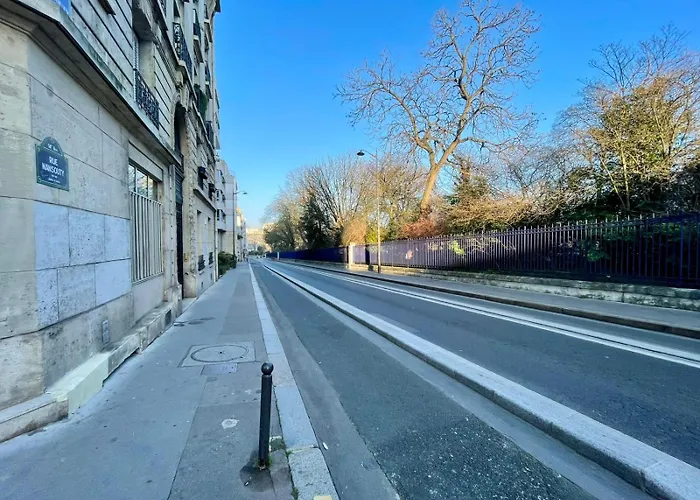 Parc Montsouris Апартаменты Париж